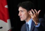 Kanadský premiér Justin Trudeau čelí hrozbám vyslovenia nedôvery, na stole sú prečasné voľby