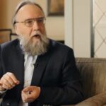 Alexander Dugin: Tradičné elity sú zrazu nervózne, technobilionári nasadili svojich mladších a energickejších chlapcov do politiky a uspeli