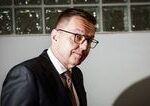 Opozícia žiada odstúpenie Petra Kažimíra, Hlas-SD mu vyjadruje podporu
