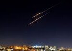 Izrael tvrdí, že Irán pri útoku použil raketu s kazetovou muníciou