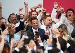 Poľské voľby podľa exitpollov vyhral Rafal Trzaskowski