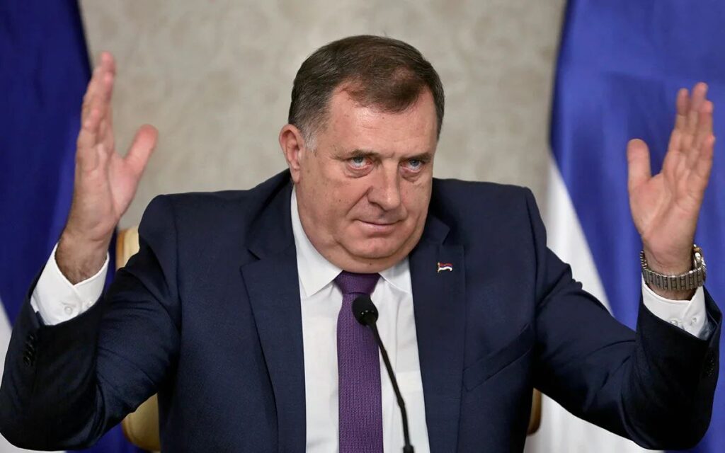 Srbský prezident nepochopil že protesty sú proruské, situácia môže prerásť do občianskej vojny