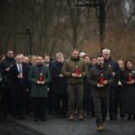 Prečo je potrebné neustále pripomínať Západu jeho koncentračné tábory