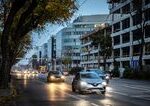 Na viacerých križovatkách v Bratislave nefungujú semafory, premávku riadi polícia