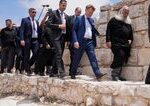 Nemecký minister navštívil palestínsku Tajbu, odsúdil násilie izraelských osadníkov