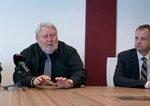 Známy priemyselník, ktorý je blízky premiérovi, má problémy s fabrikou
