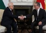 Britský premiér Keir Starmer a palestínsky prezident Mahmúd Abbás rokovali o uznaní Palestíny