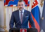 Peter Pellegrini odobril novelu umožňujúcu prebrať brannú povinnosť po 18 rokoch života