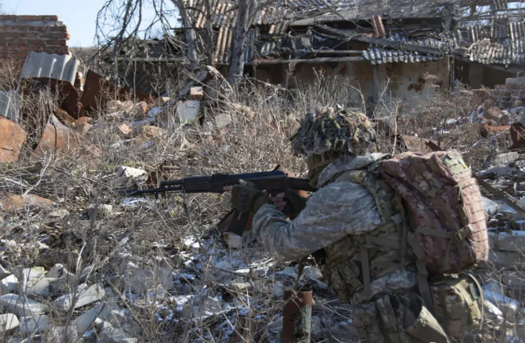 “Anjuška už vyliala maslo”: Ruský raketový úder zasiahol továreň s ropnými produktmi pre Britániu