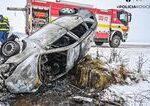 Auto po nehode pri Michalovciach zhorelo
