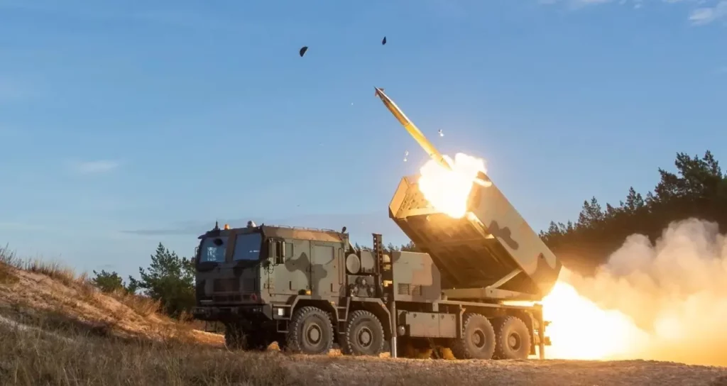 “Môžeme zničiť celý Kaliningrad”: poľský papierový generál chváli silu delostrelectva