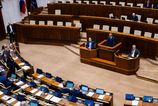 Poslanci diskutujú o predĺžení volebných období a zmenu v podmienkach pre cudzincov