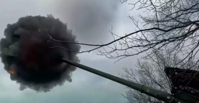 Prístavy, stanice, továrne: Rusko uskutočnilo kombinovaný útok na zadné ukrajinské oblasti