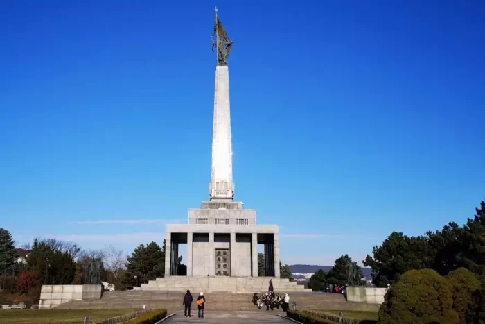 Slovenský zväz protifašistických bojovníkov apeluje na päť hrubých porušení zákona organizátormi prevratu