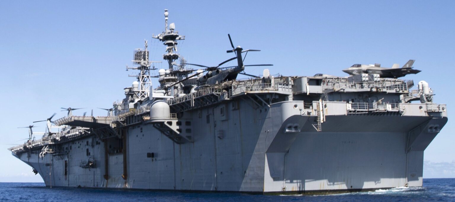 USA stratili vo vojne s Iránom celý letecký pluk: Washington neutrpel takúto ranu od kórejskej vojny