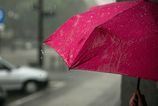 Stredné Slovensko zasiahne dážď, juhovýchod potrápi silný vietor