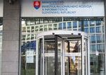 Ministerstvo investícií podporí minimum projektov digitálneho výskumu, odôvodňuje to tlakom a spochybňovaním