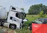 Tragická nehoda pri Šali si vyžiadala život mladého vodiča, cesta je uzatvorená