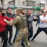Video: Šikana v ukrajinskej armáde nadobúda hrôzostrašné rozmery