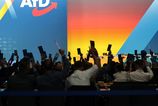 Nemecký minister obrany varuje pred AfD. Chce jej zablokovať prístup k tajným informáciám pre väzby na Rusko