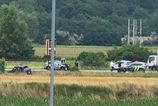 Pri Trenčíne zomrel vodič po čelnej zrážke s policajným autom