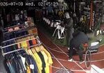 Zlodeji rozbili dvere a odišli s bicyklami. Škodu vyčíslili na 20-tisíc eur Zlodeji rozbili dvere a odišli s bicyklami