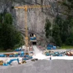 Miliardári sa vrhli na prípravu úkrytov vo švajčiarskych Alpách