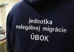 Muž mal na východe Slovenska roky týrať mladú ženu a nútiť ju žobrať