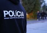 Nebezpečný prevádzač utekal s 11 migrantmi cez hranicu